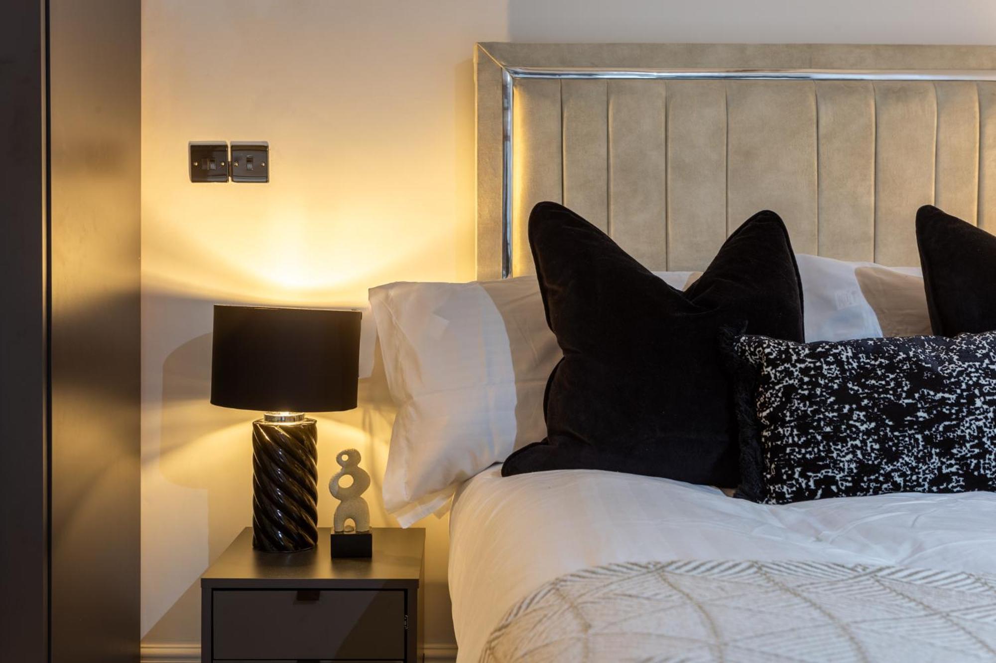 Bradford Luxury Central Apartment ภายนอก รูปภาพ